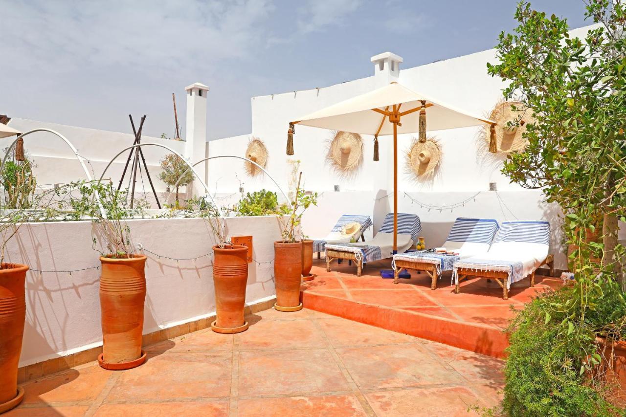 La Parenthèse 4*